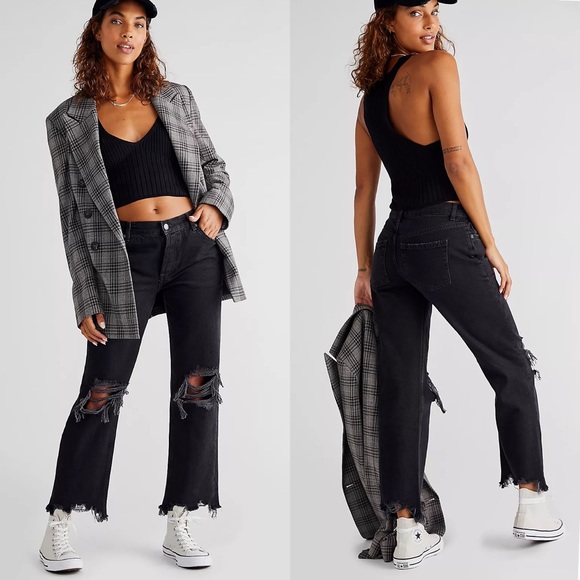Free People Denim - NEW Maggie Mid-Rise Straight-Leg Jeans in Washed Black, New without the tags!